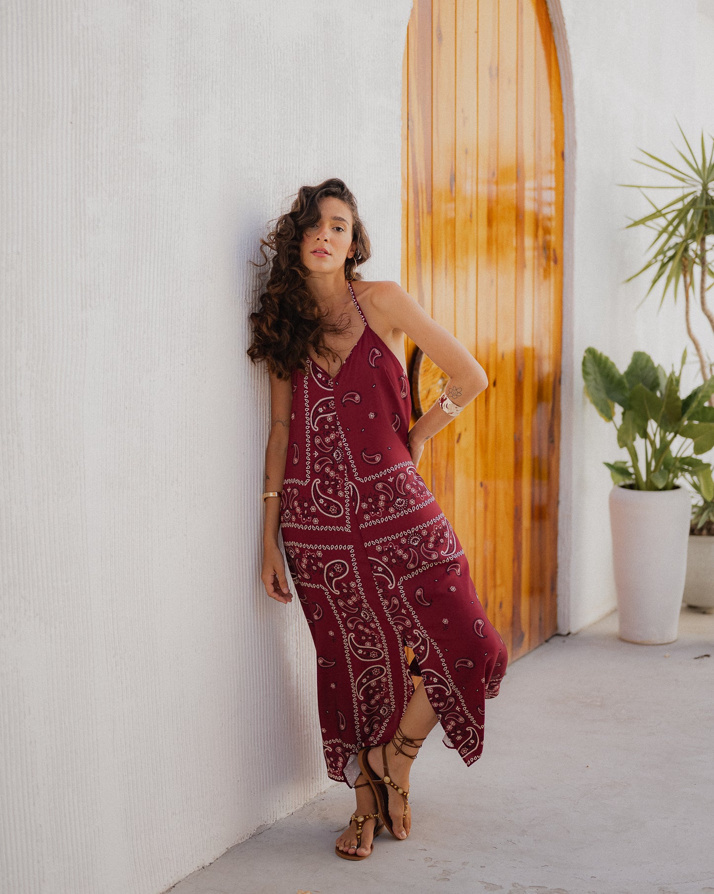 Vestido Bordo 2 em 1