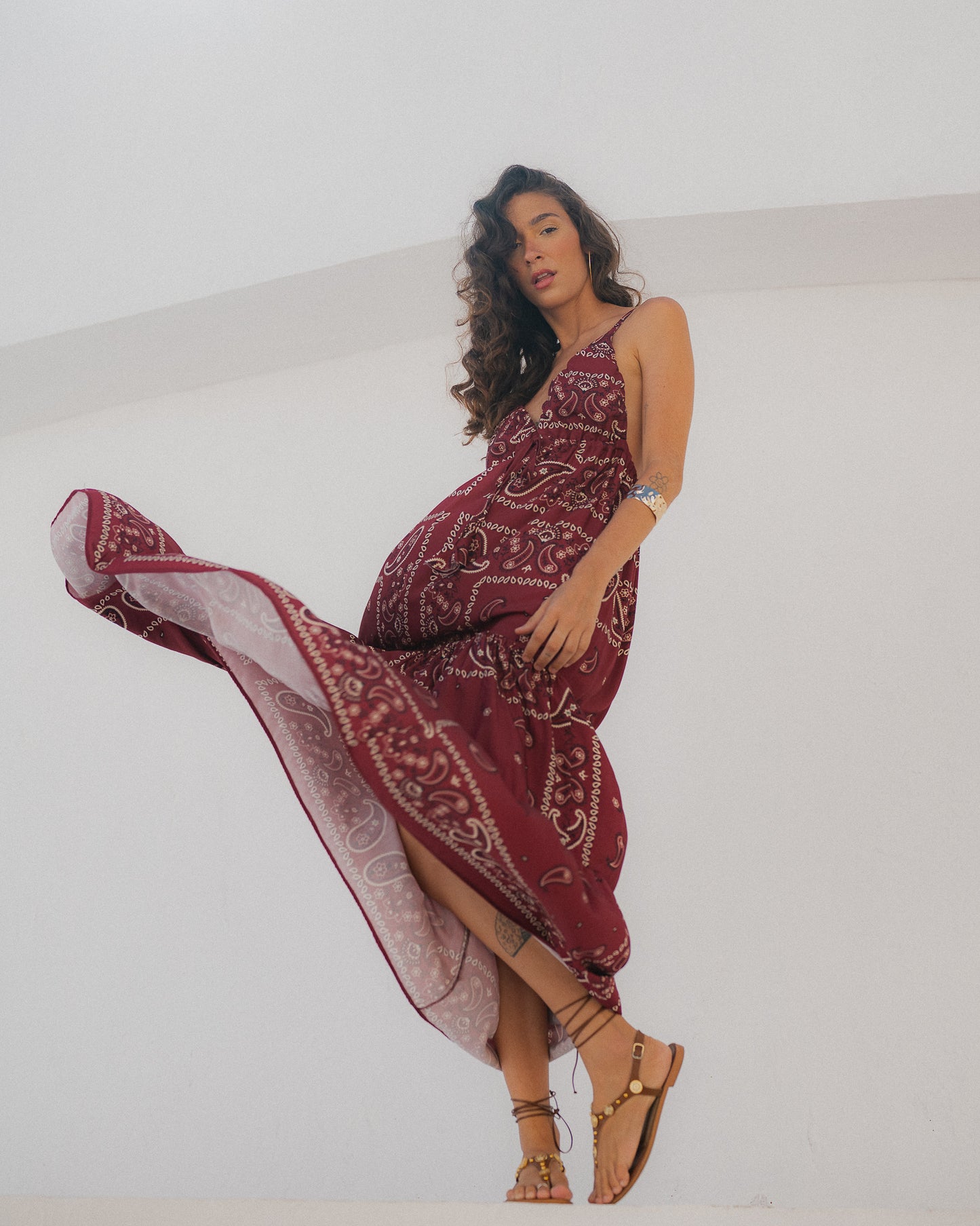 Vestido Bordo Decote